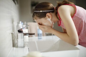 Facial Exercises for Skin Tone in the Morning  2